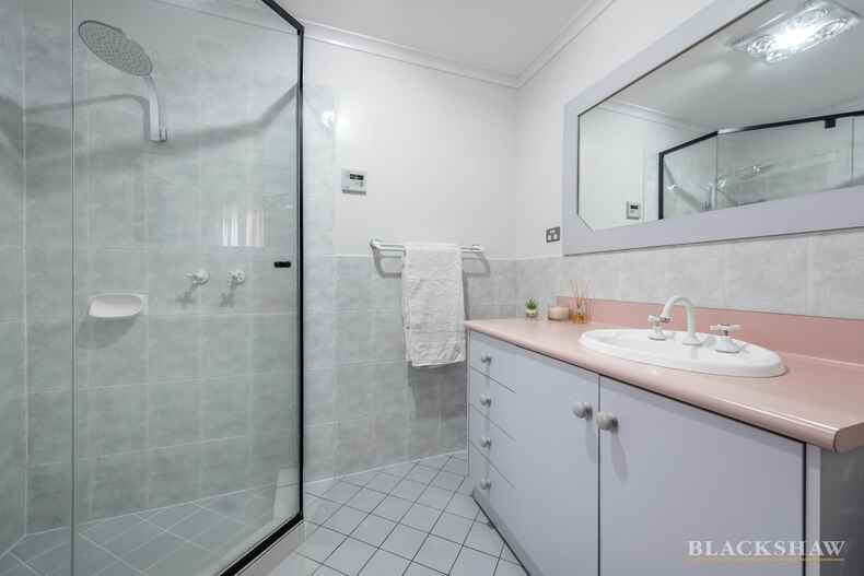 16 Michael Holt Crescent Gordon 16 Michael Holt Crescent Gordon