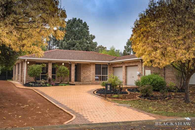 16 Michael Holt Crescent Gordon 16 Michael Holt Crescent Gordon