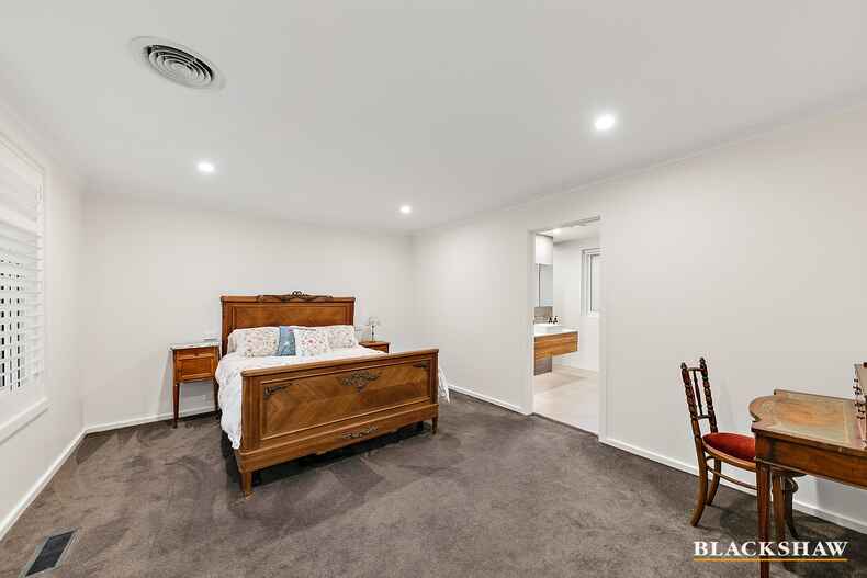 64 Calder Crescent Holder 64 Calder Crescent Holder