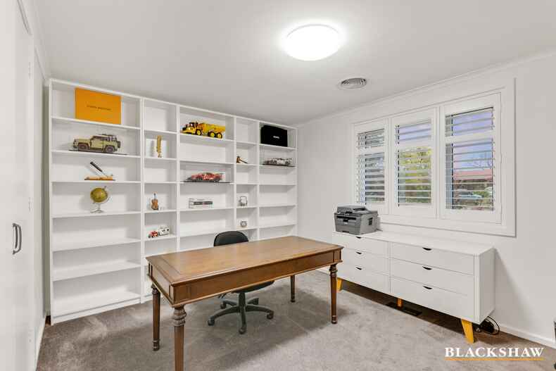 64 Calder Crescent Holder 64 Calder Crescent Holder