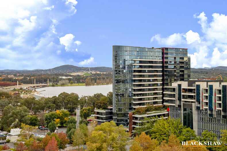 89/3 London Circuit City 89/3 London Circuit City