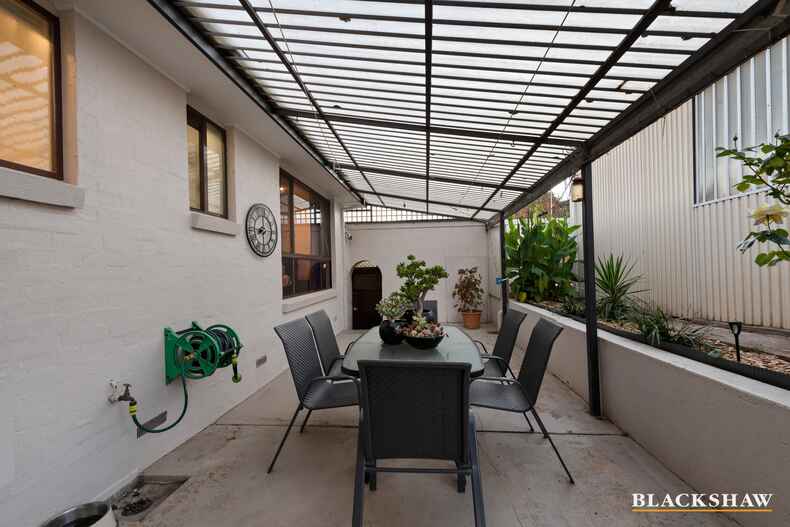 200 Longmore Crescent Wanniassa