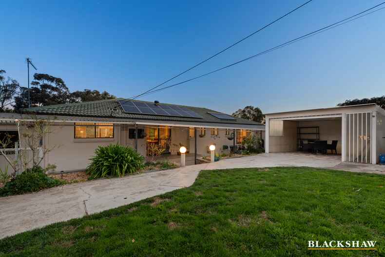 200 Longmore Crescent Wanniassa