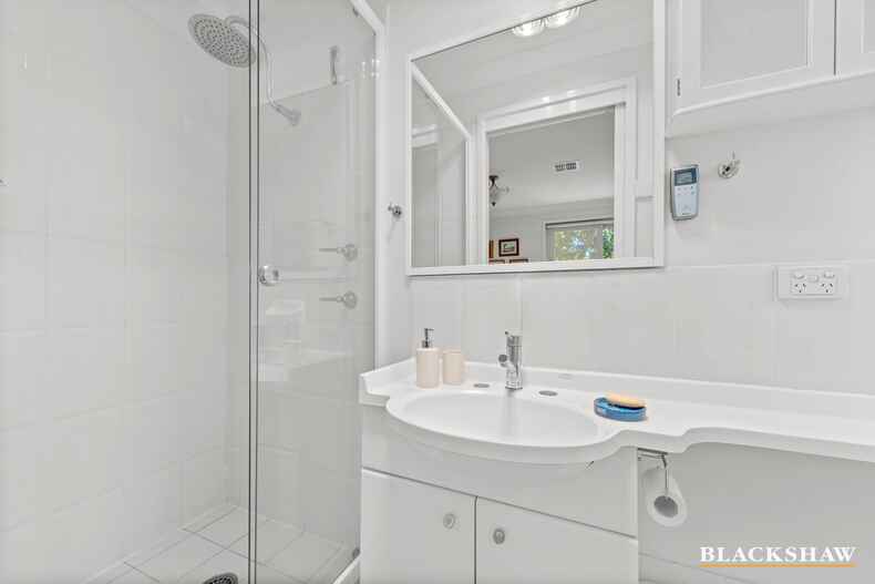 9 Flegg Crescent Gordon 9 Flegg Crescent Gordon