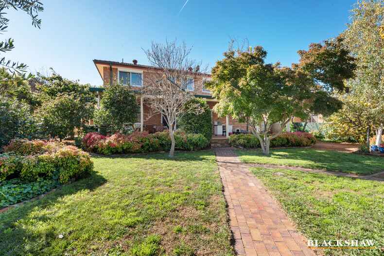 9 Flegg Crescent Gordon 9 Flegg Crescent Gordon