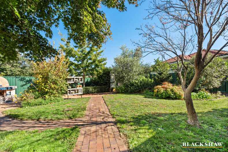 9 Flegg Crescent Gordon 9 Flegg Crescent Gordon