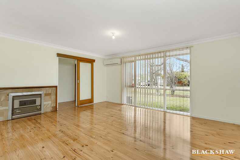 6 Swainsona Street O'Connor