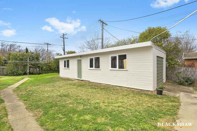 6 Swainsona Street O'Connor