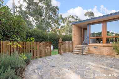 7 Edmunds Place Spence