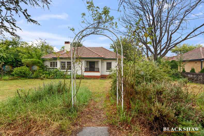 38 Lockyer Street Griffith 38 Lockyer Street Griffith