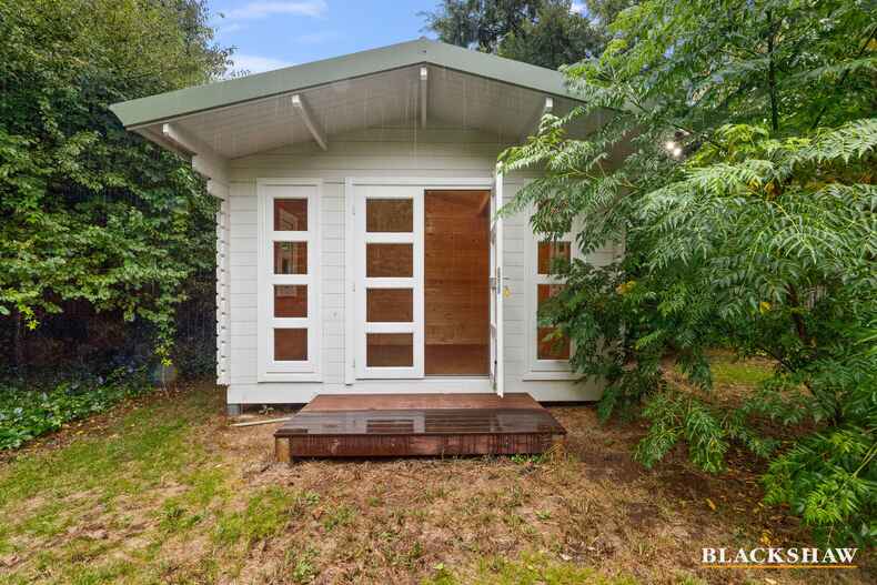 38 Lockyer Street Griffith 38 Lockyer Street Griffith