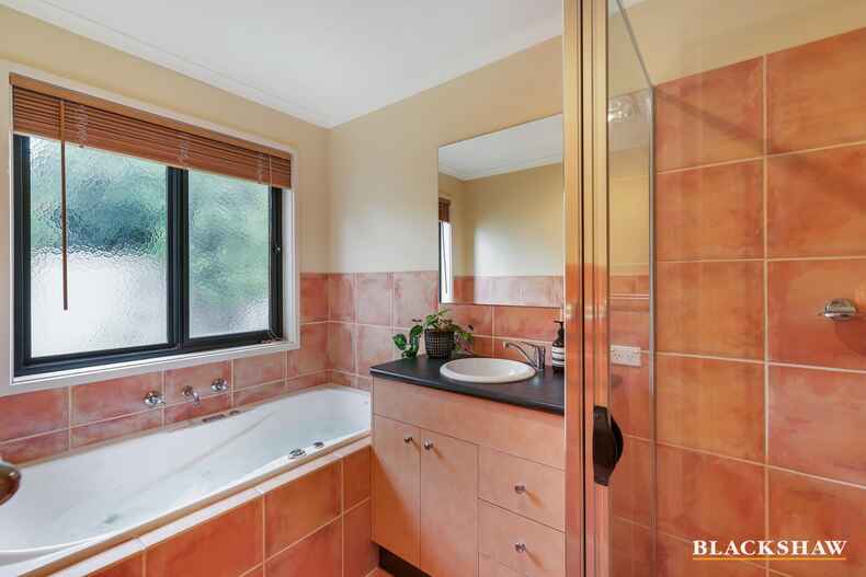 36 Bayside Court Jerrabomberra 36 Bayside Court Jerrabomberra