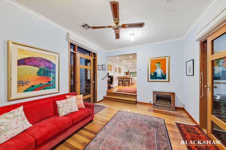 12 MacDonnell Street Yarralumla