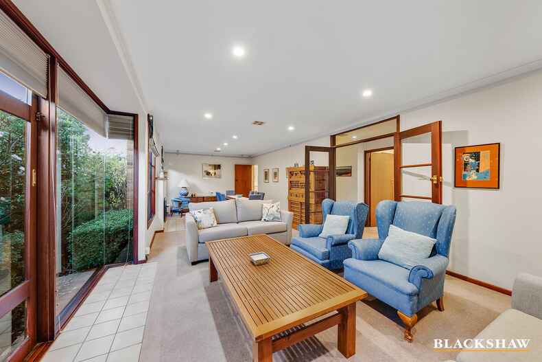 12 MacDonnell Street Yarralumla