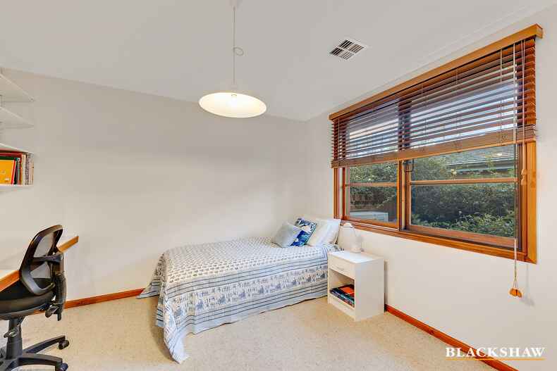 12 MacDonnell Street Yarralumla