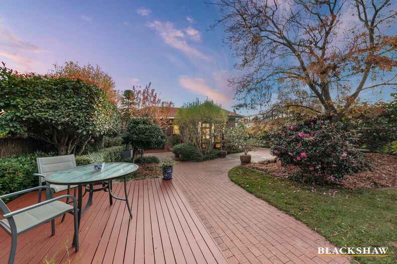 12 MacDonnell Street Yarralumla