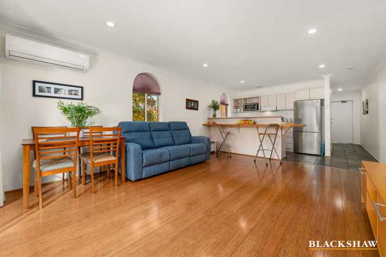 4 Dover Court Phillip 4 Dover Court Phillip