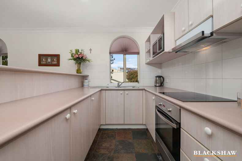 4 Dover Court Phillip 4 Dover Court Phillip