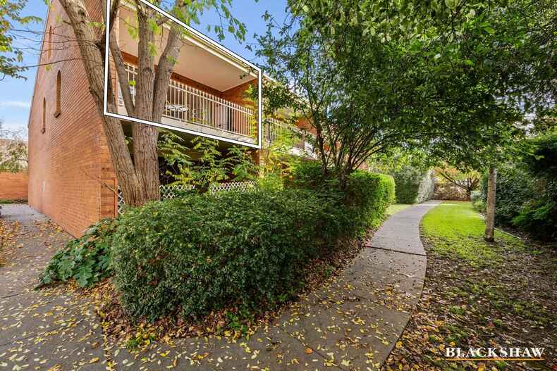 4 Dover Court Phillip 4 Dover Court Phillip