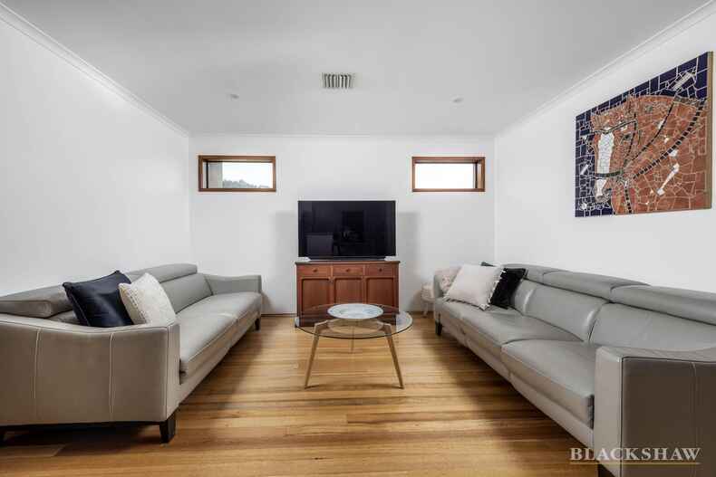 9 Chataway Crescent Fadden