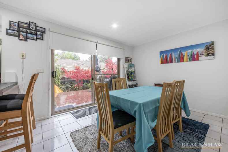 2/6 Blakey Close Monash