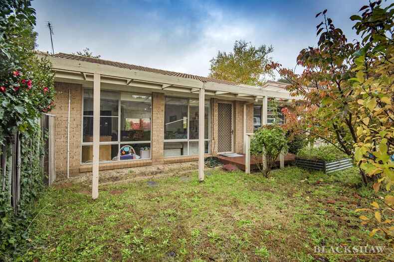 2/6 Blakey Close Monash