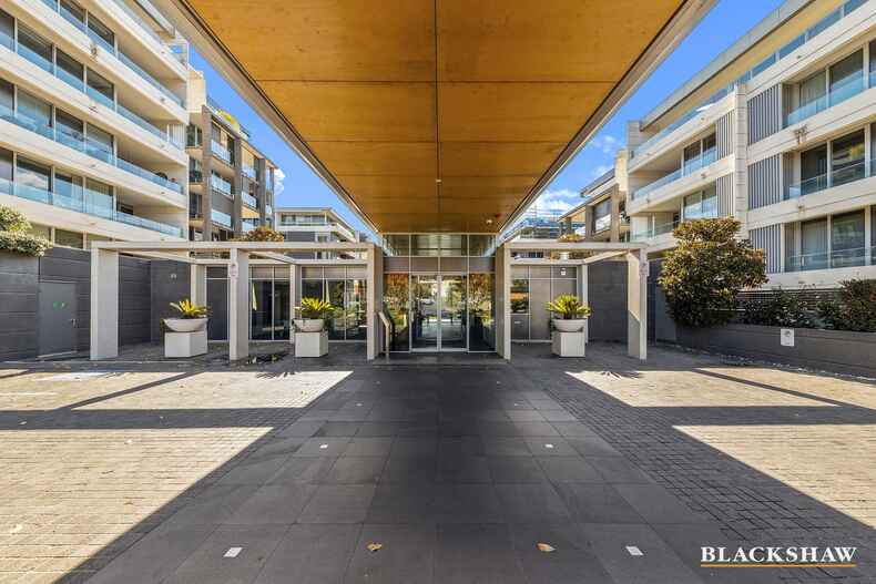 105/2 Grose Street Deakin