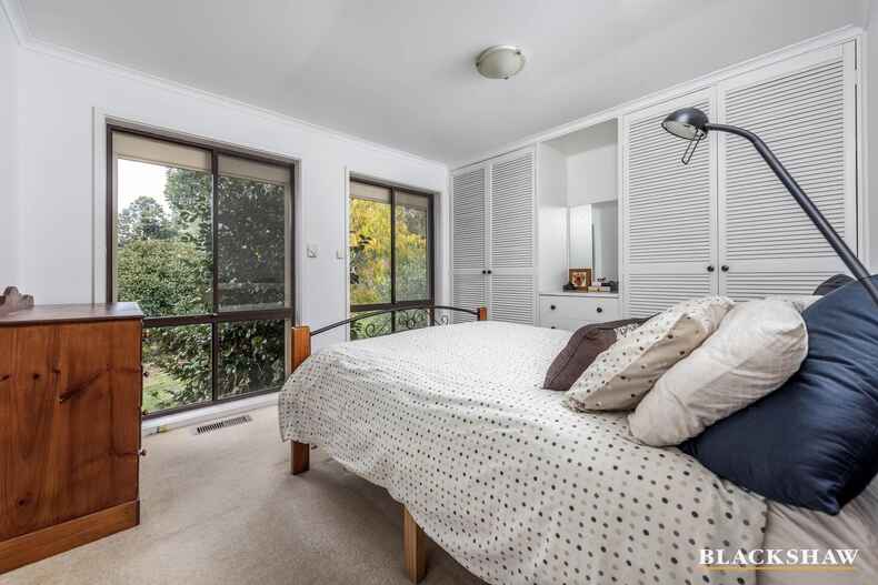 138 Namatjira Drive Chapman