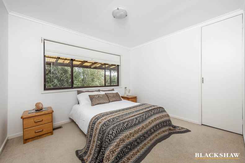 138 Namatjira Drive Chapman