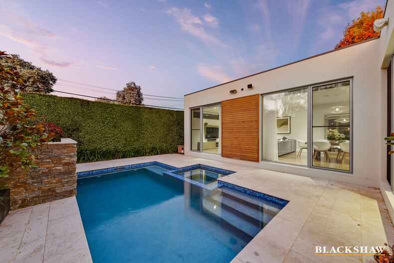 4 Woolls Street Yarralumla 4 Woolls Street Yarralumla