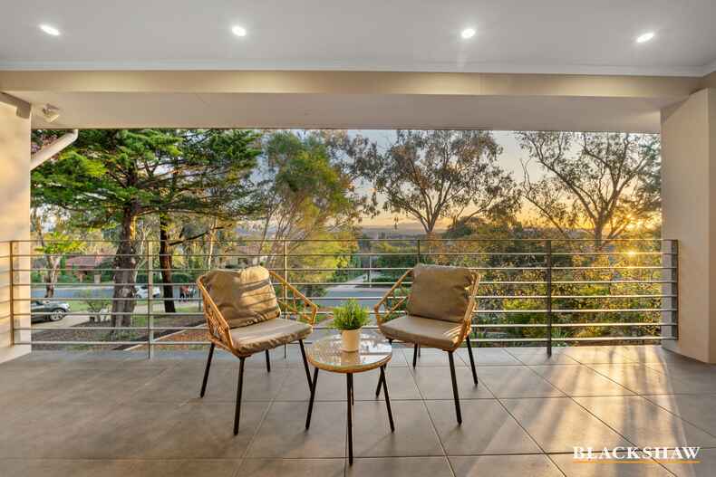 17 Curlewis Crescent Garran 17 Curlewis Crescent Garran