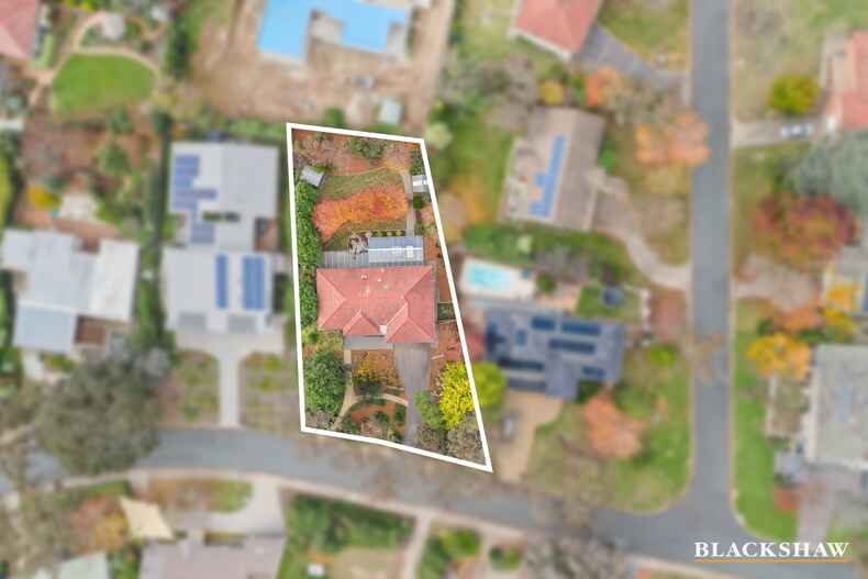 17 Curlewis Crescent Garran 17 Curlewis Crescent Garran