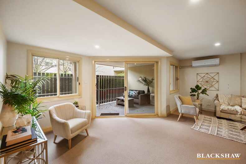 43/7 Empire Circuit Forrest 43/7 Empire Circuit Forrest