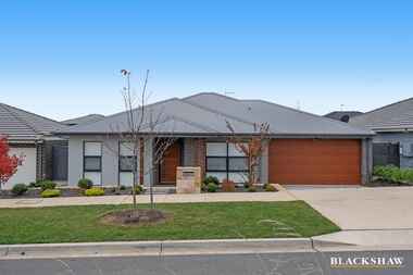 11 Yoornie Way Strathnairn