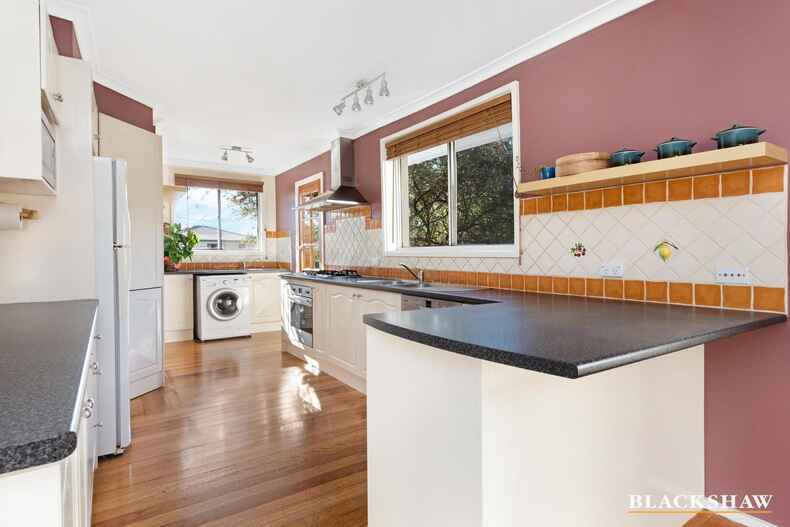 22 Charteris Crescent Chifley 22 Charteris Crescent Chifley