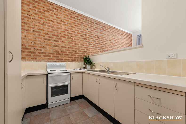 11/4 Mansfield Place Phillip 11/4 Mansfield Place Phillip