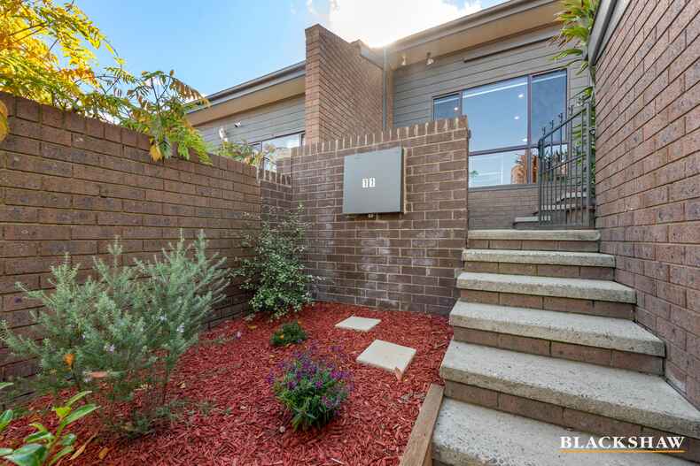 11/4 Mansfield Place Phillip 11/4 Mansfield Place Phillip