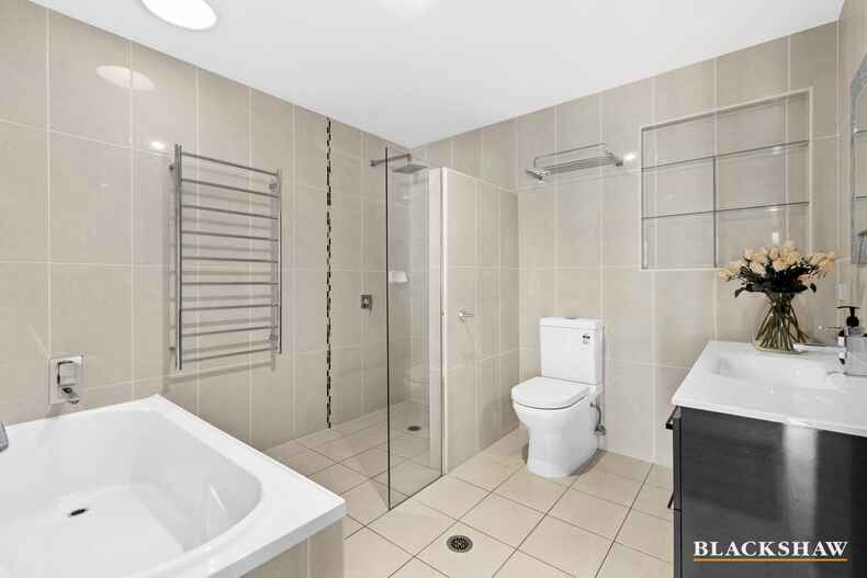 16 Hume Road Surf Beach 16 Hume Road Surf Beach