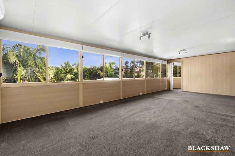 16 Hume Road Surf Beach 16 Hume Road Surf Beach