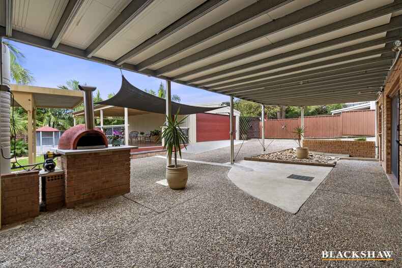 16 Hume Road Surf Beach 16 Hume Road Surf Beach