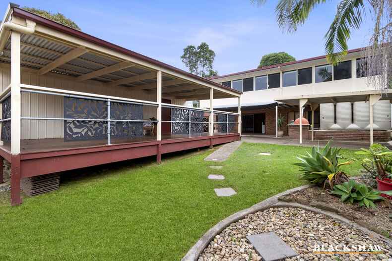 16 Hume Road Surf Beach 16 Hume Road Surf Beach