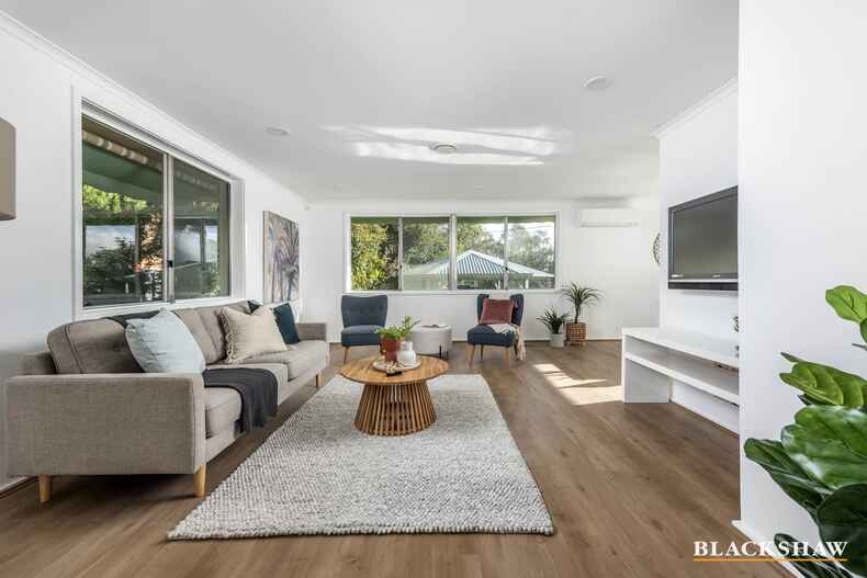 12 Alroy Circuit Hawker 12 Alroy Circuit Hawker