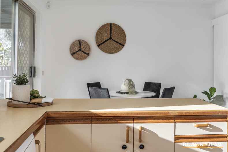 12 Alroy Circuit Hawker 12 Alroy Circuit Hawker