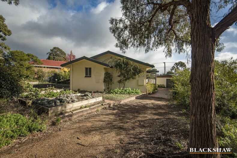 12 Alroy Circuit Hawker 12 Alroy Circuit Hawker