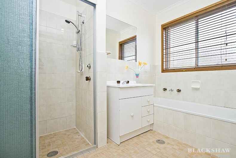 144 Julia Flynn Avenue Isaacs