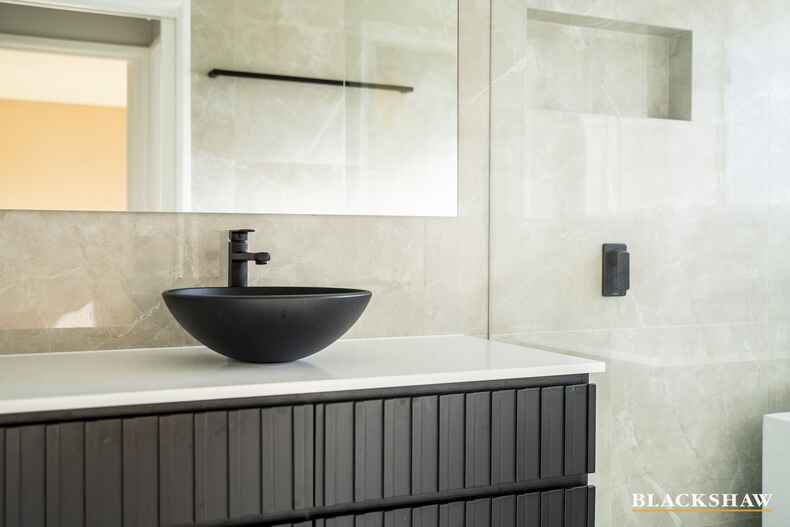 8 Cleland Street Latham 8 Cleland Street Latham