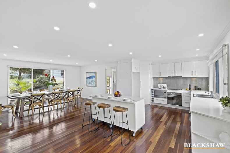 25 Bronte Crescent Sunshine Bay 25 Bronte Crescent Sunshine Bay