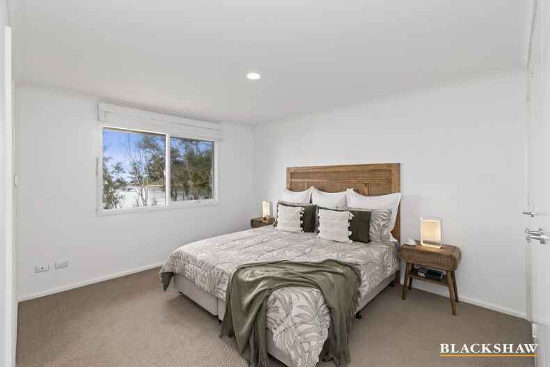 25 Bronte Crescent Sunshine Bay 25 Bronte Crescent Sunshine Bay