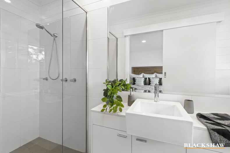 25 Bronte Crescent Sunshine Bay 25 Bronte Crescent Sunshine Bay