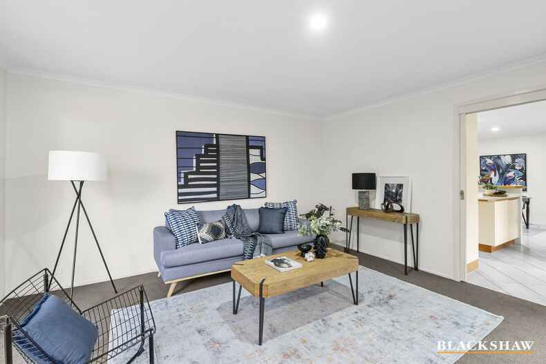 25 Summerville Crescent Florey 25 Summerville Crescent Florey